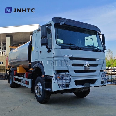 HOWO 4X2 340HP Distributeur de bitume intelligent équipement de pulvérisation d'asphalte