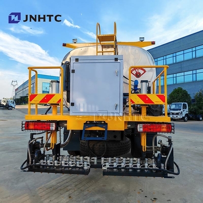 HOWO 4X2 340HP Distributeur de bitume intelligent équipement de pulvérisation d'asphalte