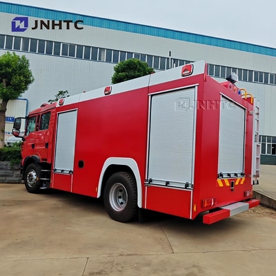 HOWO camion de pompiers 12000L 6 x 4 camion de sauvetage de lutte contre les incendies à l'eau et en mousse
