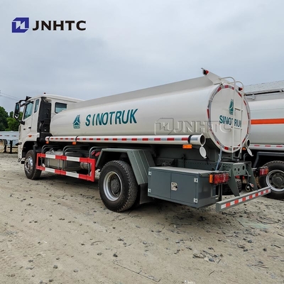 Howo NX camion à ancre d'eau 4x2 200-380 chevaux roue motrice réservoir d'arrosage camion bon prix