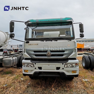Nouveau camion de mélangeur de béton HOWO 6x4 10 roues Capacité camion de mélangeur de ciment