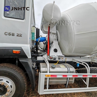 Nouveau camion de mélangeur de béton HOWO 6x4 10 roues Capacité camion de mélangeur de ciment