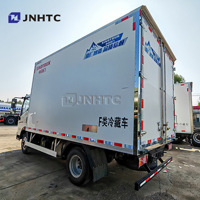 Nouveau camion réfrigérateur HOWO 4x2 camion de nourriture légère camions réfrigérateurs