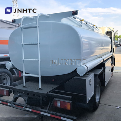 Sinotruk Howo Mini réservoir d'huile légère 4x2 3000L camion-citerne