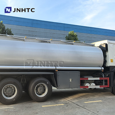 SINOTRUK HOWO 6X4 10 roues 15cbm Camion réservoir de carburant Camion réservoir d'huile