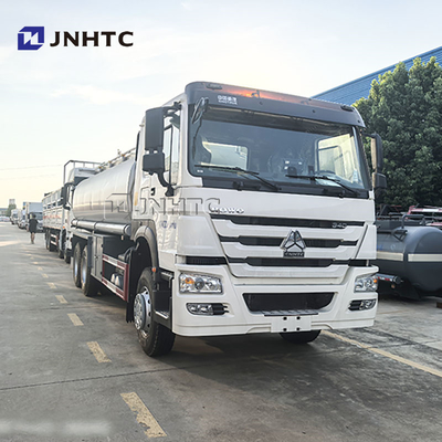 SINOTRUK HOWO 6X4 10 roues 15cbm Camion réservoir de carburant Camion réservoir d'huile
