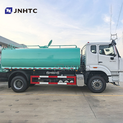 Sinotruk Howo Camion-citerne 4x2 6x4 8x4 20CBM Réservoir d'arrosage