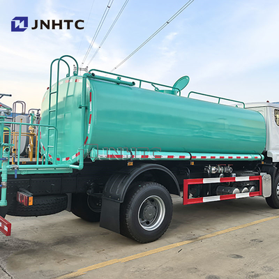 Sinotruk Howo Camion-citerne 4x2 6x4 8x4 20CBM Réservoir d'arrosage