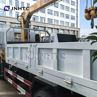 Chine Top Howo 4x2 camion de fret léger monté grue hydraulique 3Ton 4Ton 5Ton Téléscopic Pickup Boom Grue à vendre
