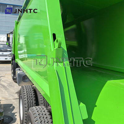 Sinotruk HOWO Nouveau ou d'occasion camion compacteur de déchets avec moteur diesel Rassemblement des déchets Transport de déchets camion à vendre