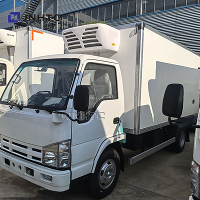 ISUZU 3,5 tonnes 4x2 légers camions réfrigérateurs en série À vendre