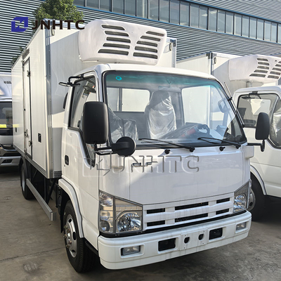 ISUZU 3,5 tonnes 4x2 légers camions réfrigérateurs en série À vendre