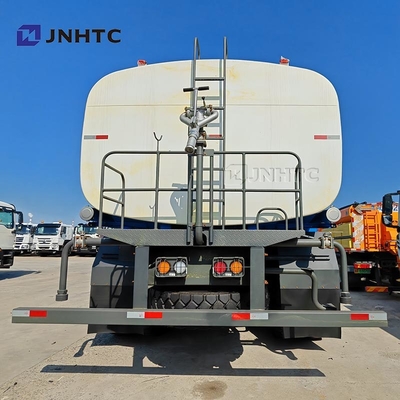 Sinotruk Howo camion-citerne à eau 6x4 10 roues de Chine camion-citerne à eau