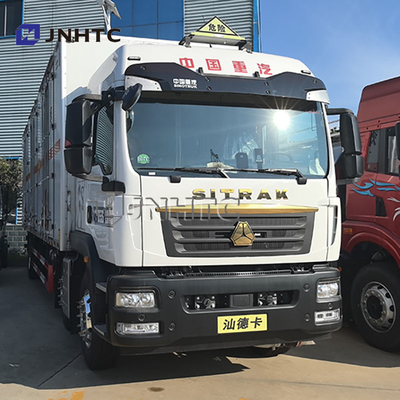 SITRAK Transporteur de marchandises dangereuses sur mesure Camion de marchandises 4x2 Fuite de pétrole diesel Camion de livraison inflammable