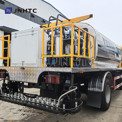 HOWO 6 roues Distributeur de bitume Asphalte Vente de camion pulvérisateur de bitume