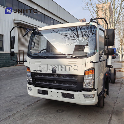 HOWO 4x2 Chargement léger Mini Van Cargo Box Camion Camion Chine Chassis du camion