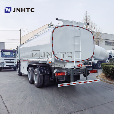 Vente à chaud de haute qualité Sinotruk Howo Camion-citerne de pétrole 10000 litres 20000 litres Camion-citerne de carburant