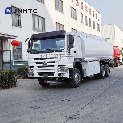 Vente à chaud de haute qualité Sinotruk Howo Camion-citerne de pétrole 10000 litres 20000 litres Camion-citerne de carburant