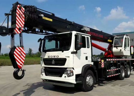 360 tout le boom d'articulation monté par camion de rotation tend le cou 10 la couleur rouge de la tonne SQ10ZK3Q