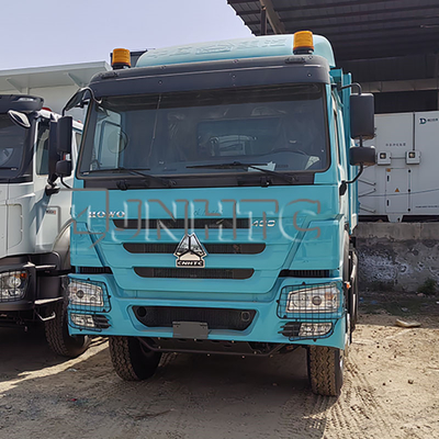 Nouveau stock Sinotruck HOWO Camion à décharge avec conception de virage à gauche 20 tonnes Capacité disponible avec 6X4 10 roues Camion à décharge