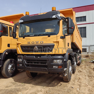 Sinotruck HOWO Tx camionneur 8X4 371HP 12 roues 40 tonnes à traction à droite