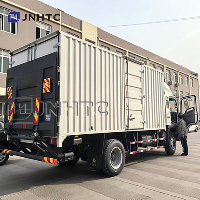 Sinotruk Howo 4X2 300 ch Euro II à droite collecteur de déchets camion comprimé camion de collecte de déchets