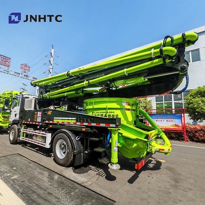 Sinotruk Lourd 47m 6X4 monté sur la pompe à béton avec mélangeur de disque hydraulique