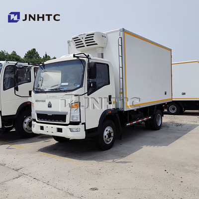 Camion réfrigérateur Sinotruk 4x2 Camion réfrigérateur 5 tonnes Camion de refroidissement pour le transport de poissons vivants