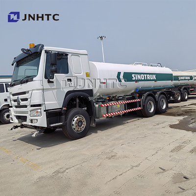 HOWO 6X4 300 chevaux 10000L Truck d'arrosage pour le paysage de la retenue d'humidité de la route