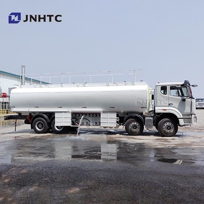 Howo NX Truck de sport de l'eau 8X4 380HP 12 roues de la Chine camion réservoir d'eau