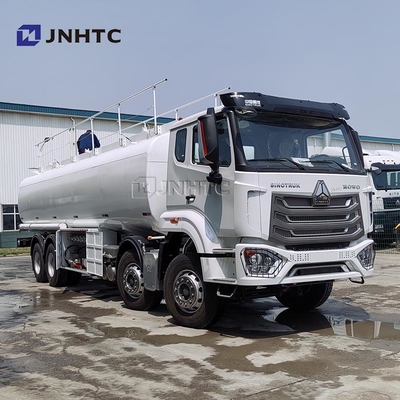 Howo NX Truck de sport de l'eau 8X4 380HP 12 roues de la Chine camion réservoir d'eau