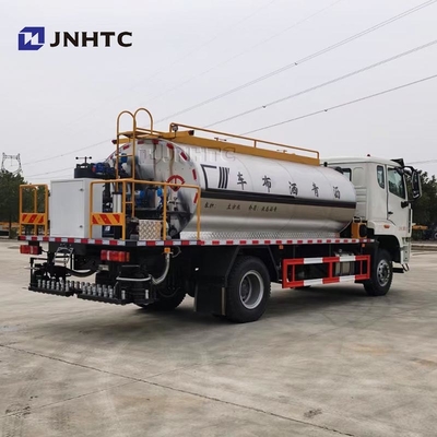 Camions de pulvérisation d'asphalte HOWO NX 4X2 2206HP à vendre