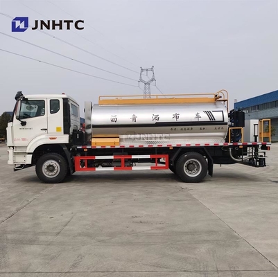 Camions de pulvérisation d'asphalte HOWO NX 4X2 2206HP à vendre