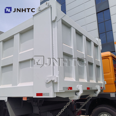 Sinotruk HOWO NX 6X6 380CV Camion benne à transmission intégrale pour le transport minier tout-terrain