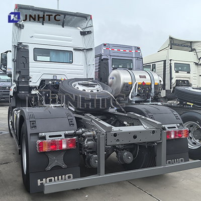 Sinotruk Howo NX440 Tracteur 4x2 Tracteur Routier à Haute Puissance pour un Travail Efficace