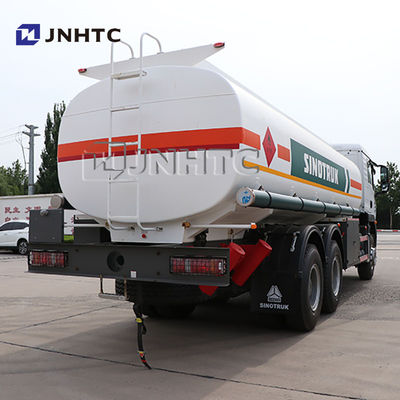 Nouveau camion-citerne HOWO TX 6x4 20 CBM pour le transport de pétrole, grande capacité, stockage de diesel/essence, transport efficace et sûr