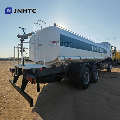HOWO NX 6x4 15000/20000 litres de nettoyage de rue de l'eau de pulvérisation de l'eau de pulvérisation de l'arroseur de camion peut être personnalisé