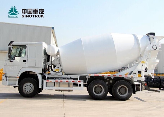 le camion Sinotruk Howo7 6x4 10 de mélangeur concret de réservoir du mélangeur 10M3 roule avec l'ARCHE PTO