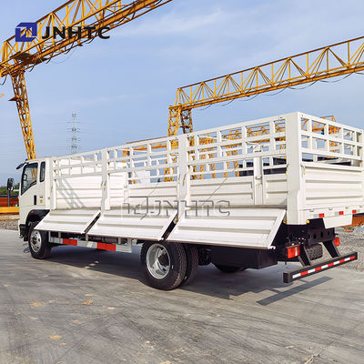 Sinotruk Howo Camion de fret léger 10 tonnes Neuf 4x2 4x4 Diesel Volant à droite à vendre