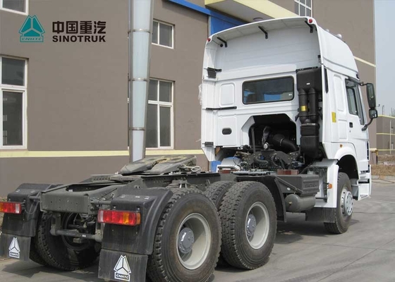 camion Lhd 371hp Zz4257s3241v de tracteur du remorquage 50T Euro2 Sinotruk Howo des pneus 6x4 10