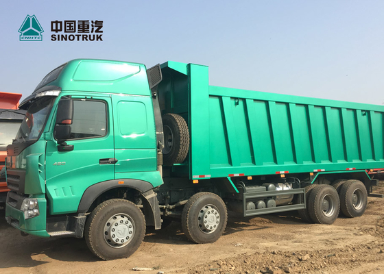 Haut camion à benne basculante de la cabine HOWO A7 du toit 420HP de l'euro 4 avec la double soute pour philippine