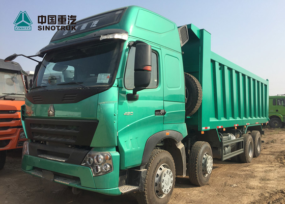 Haut camion à benne basculante de la cabine HOWO A7 du toit 420HP de l'euro 4 avec la double soute pour philippine