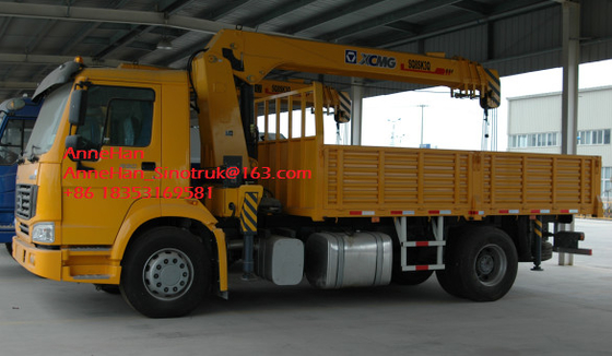 La grue de Sinotruk Howo 4x2 a monté le camion, grue télescopique de boom de Xcmg de la tonne 5-10