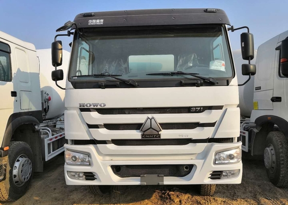 Type 6 lecteur 4 de camion de mélangeur de ciment de chargement d'individu de camion de mélangeur concret de HOWO