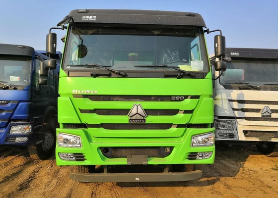 Camion à benne basculante résistant arrière vert de la couleur HOWO opération facile de 30 mètres cubes
