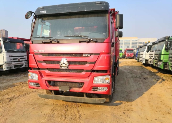 Équipement résistant de camion à la benne basculante 6x4 de HOWO avec le camion à benne basculante international de la couleur 371hp rouge