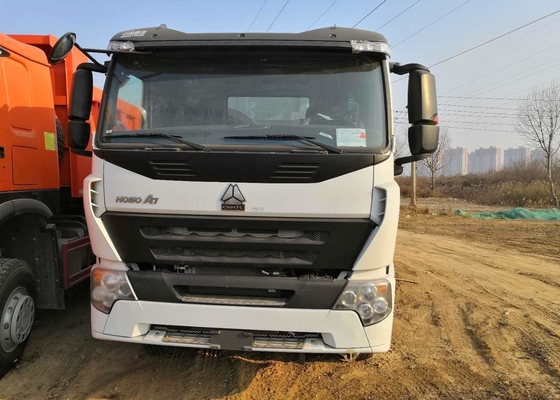 Tonnes résistantes blanches de chargement de camion à benne basculante d'axe du camion- de Howo 6x4 3 30