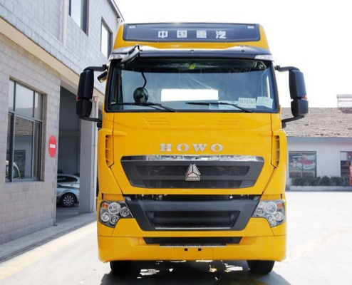 Norme d'émission jaune de l'euro II du camion 290hp de tracteur de Sinotruk 4x2 Howo de couleur
