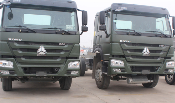 Camion lourd Sinotruk Howo 4x4 de moteur toute la roue - conduisez le camion 350hp de tracteur