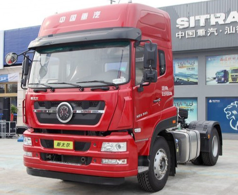 Camion à benne basculante de remorque de tracteur de SINOTRUK STEYR 4X2 dans la couleur rouge pour la tonne 8-20